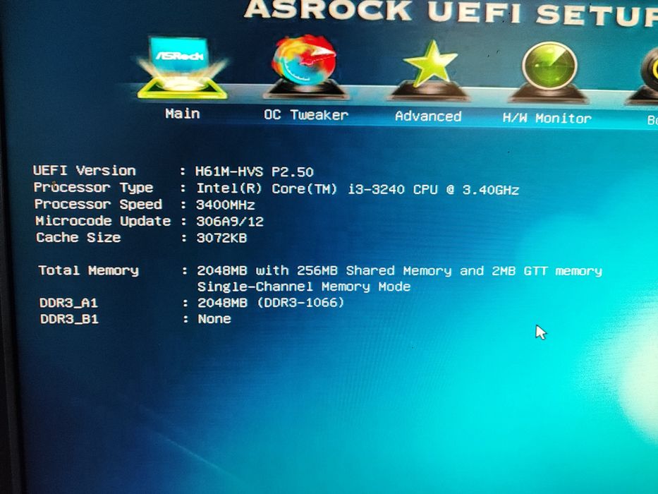 Дънна платка за настолен компютър Asrock H61
