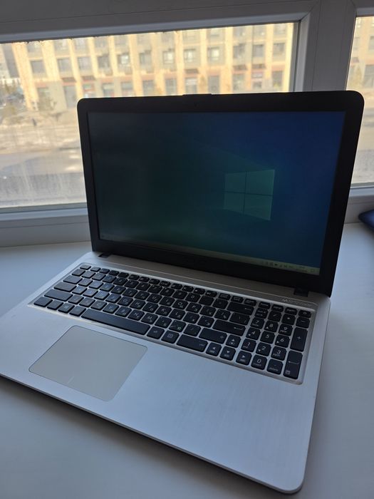 Продам отличный ноутбук