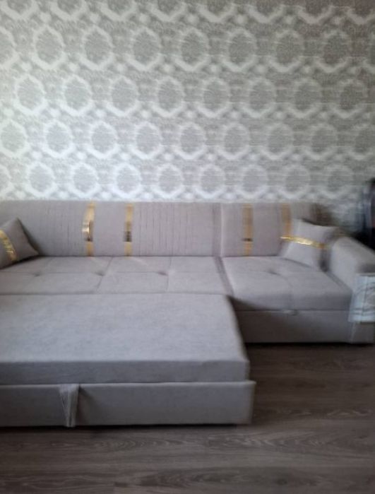 Диван бежевый цвет