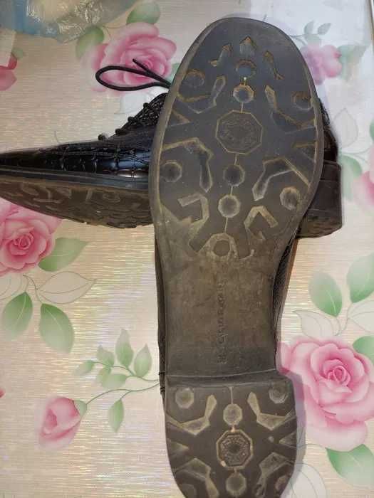 Туфли продаю женские