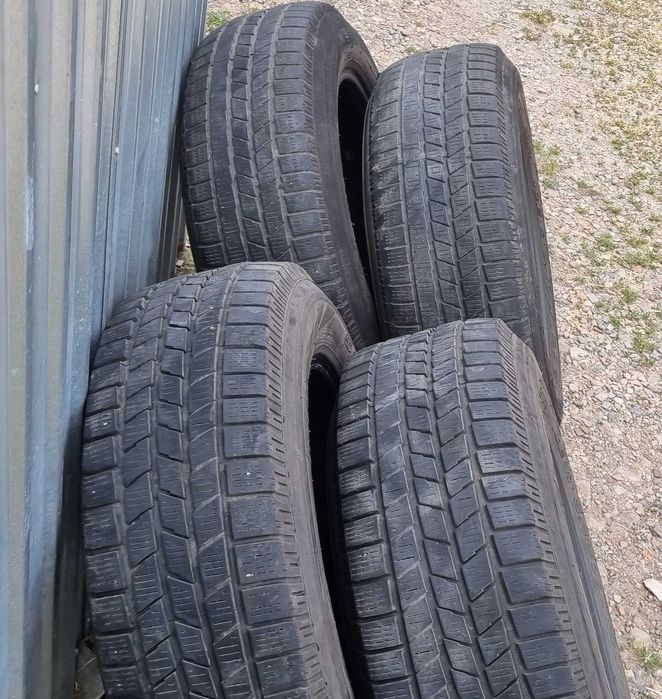 anvelope de iarna 215/65/16