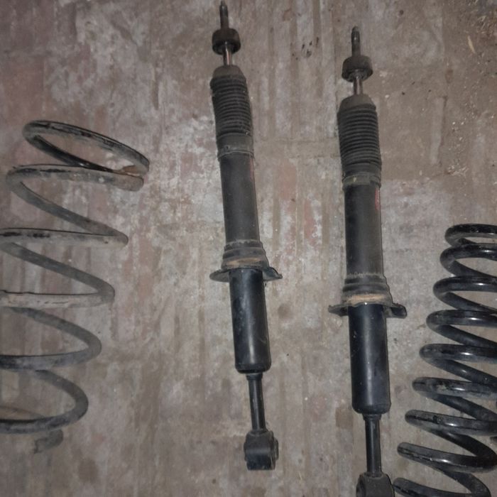 Амортисьори за Toyota land cruiser 120L