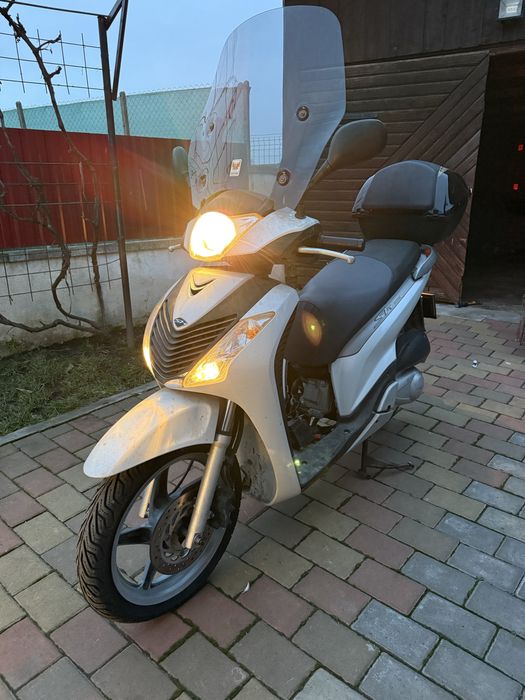 HONDA SH150i 2011