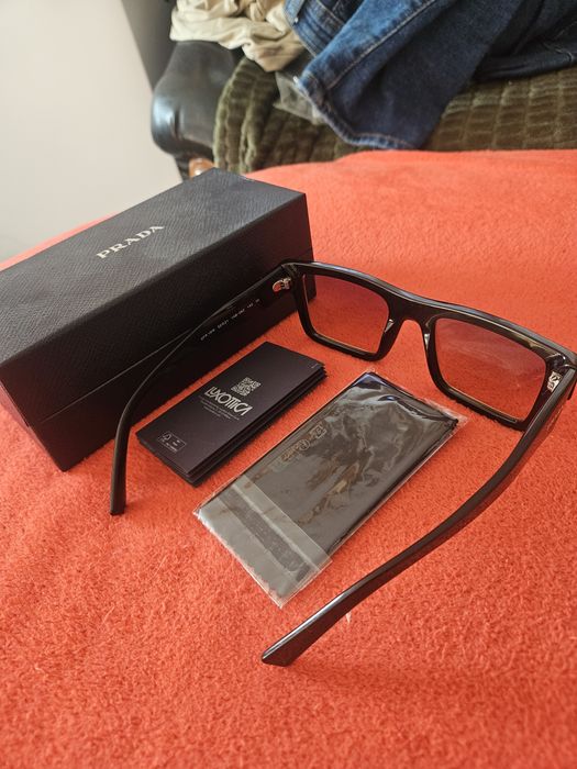 Ochelari de soare Prada