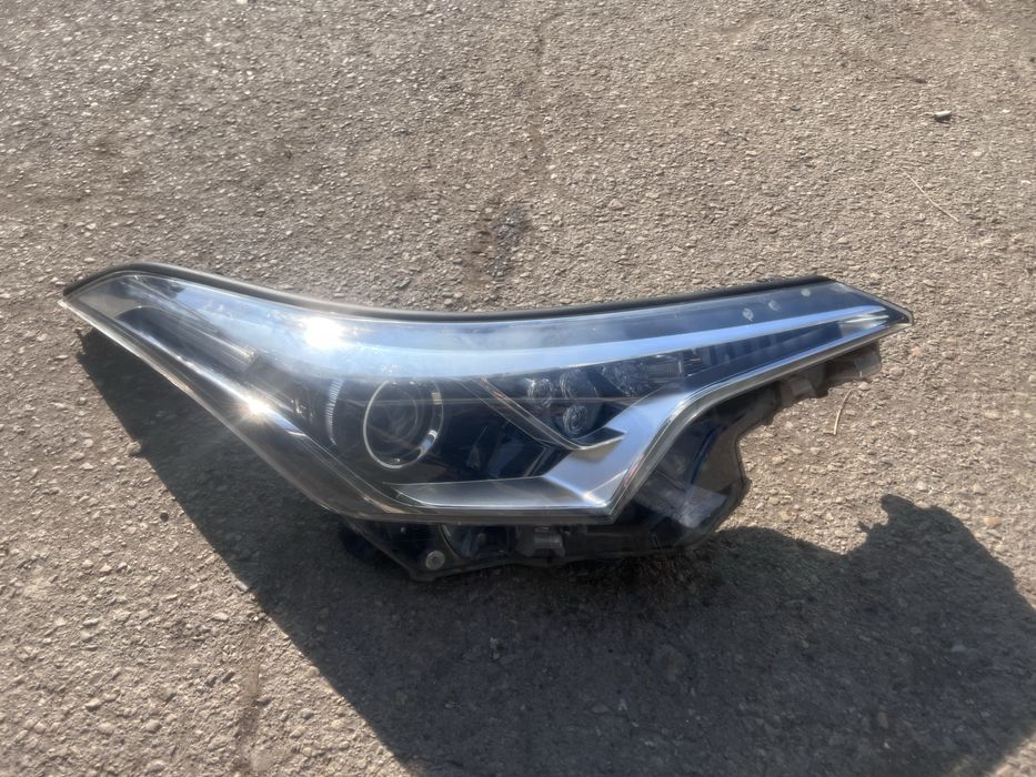 Toyota C-HR 2016–2019 г.