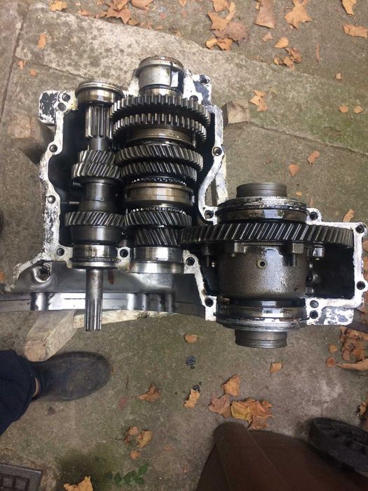 Trabant 601, piese cutie viteze,planetare, diverse, noi si folosite.