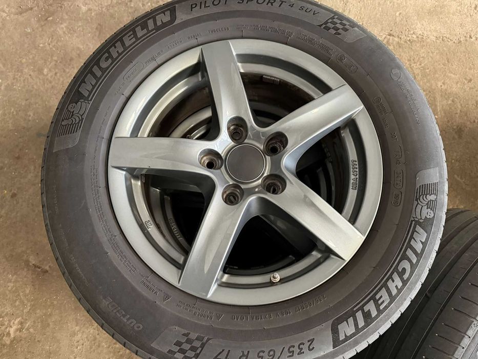 Jante Volkswagen Touareg cu anvelope 235 65 17