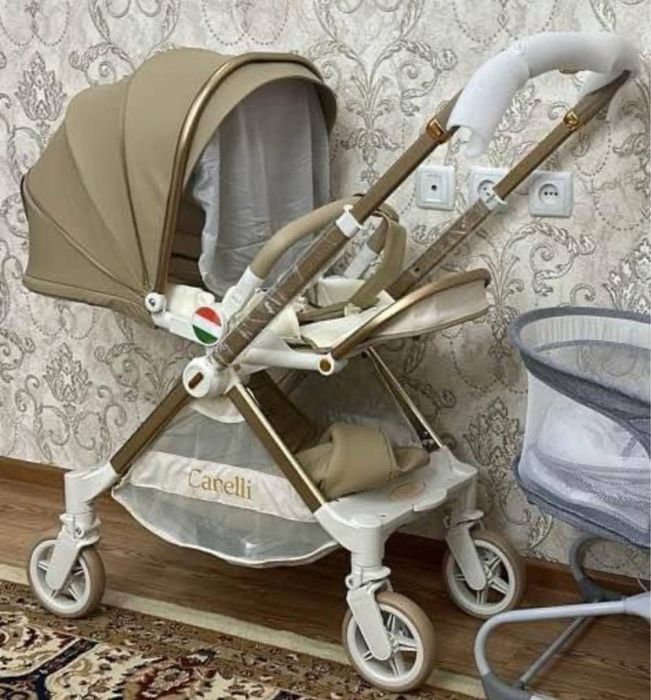 Продаю коляску в хорошем состояние