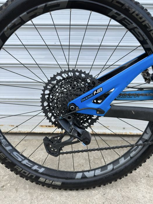 Pivot MACH CARBON 429 L 27.5 /29 Enduro