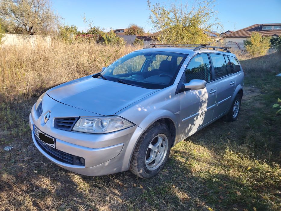 Vând Renault megane2
