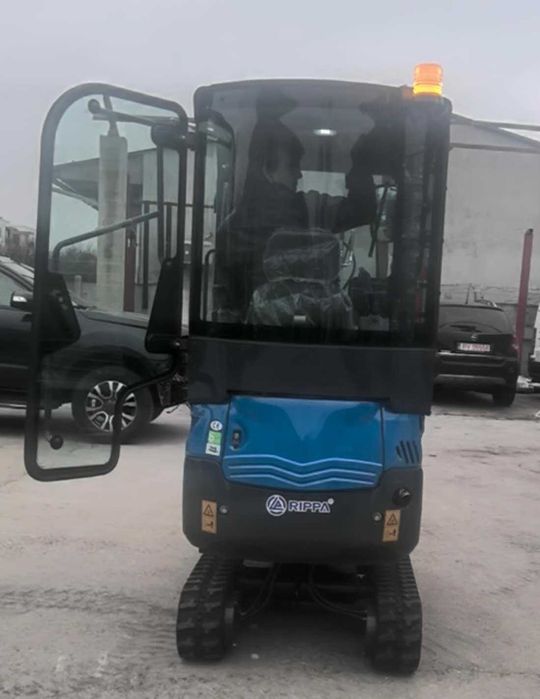 Miniexcavator RIPPA R15 ECO, ultimul model 2026, motor Kubota D722, 3 cupe