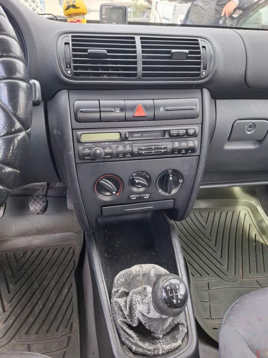 Seat Toledo 2002 година 1.6 бензин, на части