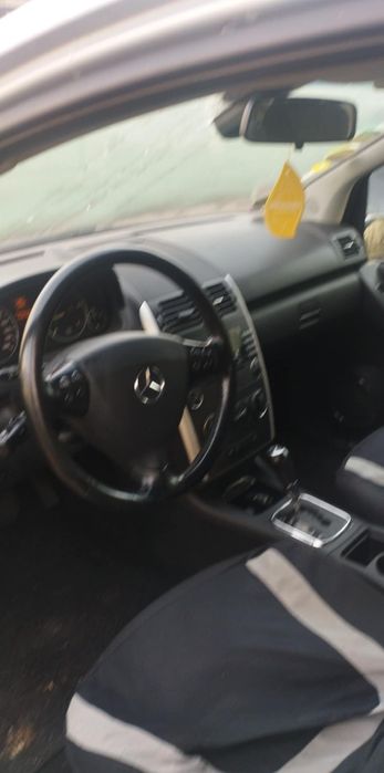 Vând Mercedes a class