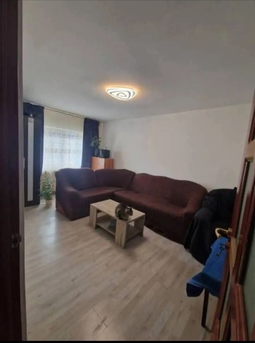 Apartament 4 Camere Rovinari