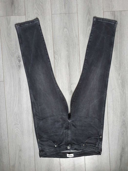 Blugi WRANGLER "Larston" Slim Tapered - Marime W36 L32 (Talie 96 cm)