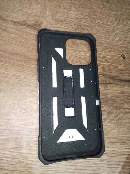 Калъф UAG Urban Armor Gear Pathfinder за Apple iPhone 12/12 Pro