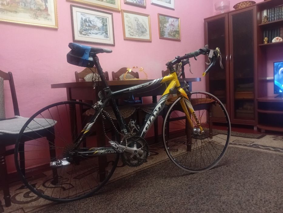 Продается Giant спортивный велосипед