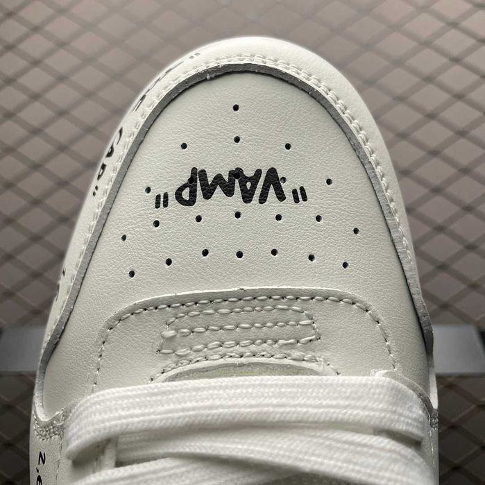 НАЛИЧНИ Off-White Out of office  38 НОМЕР