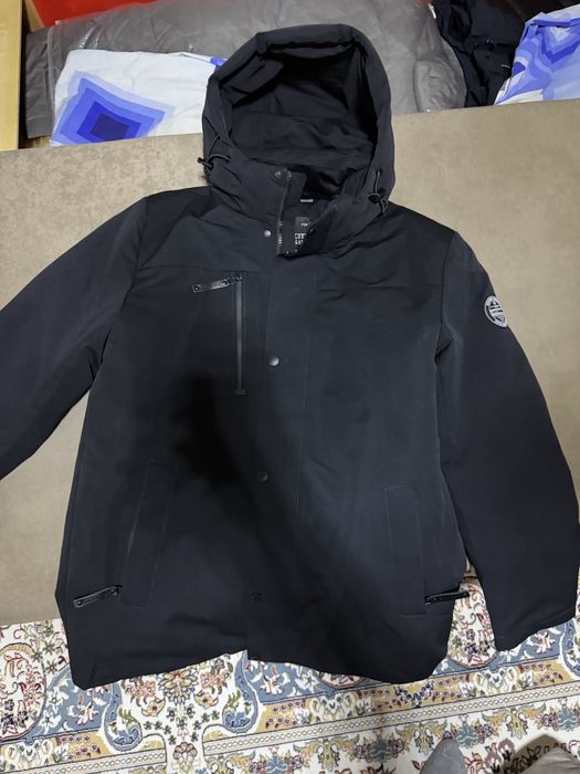 Зимняя куртка новая,