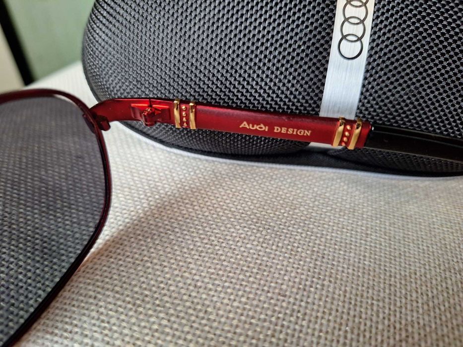 Продавам оригинални очила AUDI