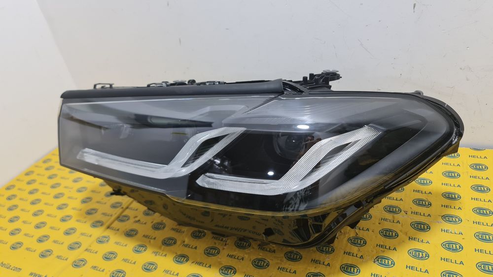 Far stanga full led adaptiv shaddow BMW 5 g30 g31 m5 f90 lci facelift