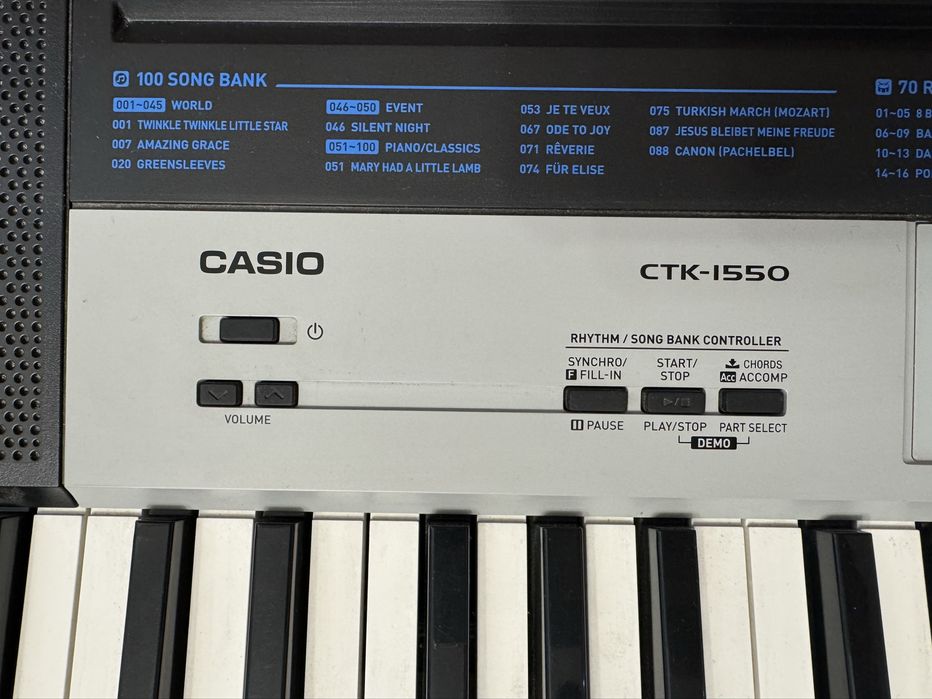 Синтезатор CASIO