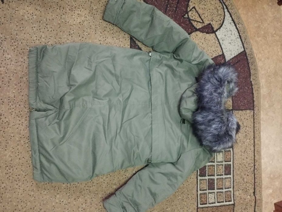 Куртка зимняя. 46-48 размер.