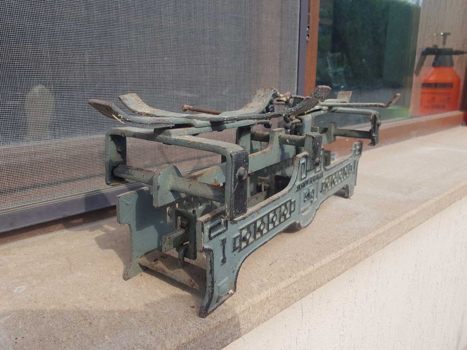 За колекционери - антична везна на System Beranger