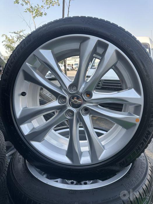Malibu 19 mishelin baloni bilan