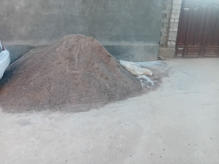 Turpoq va klins  sotiladi