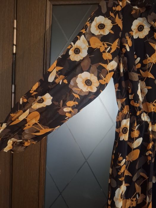 Продам  женский  платье