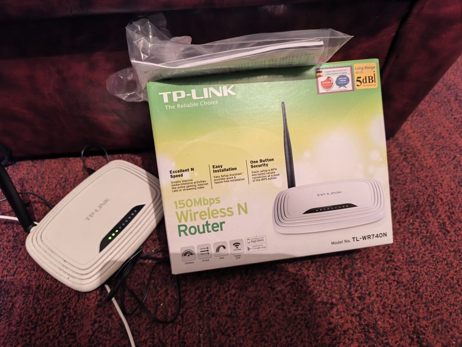 Calculator Desktop Complet + Monitor BenQ 18.5" + Tastatură + Mouse + Router Wi-Fi TP-Link