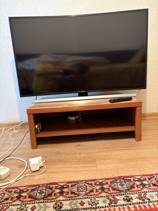Телевизор Samsung Smart тв 48/122