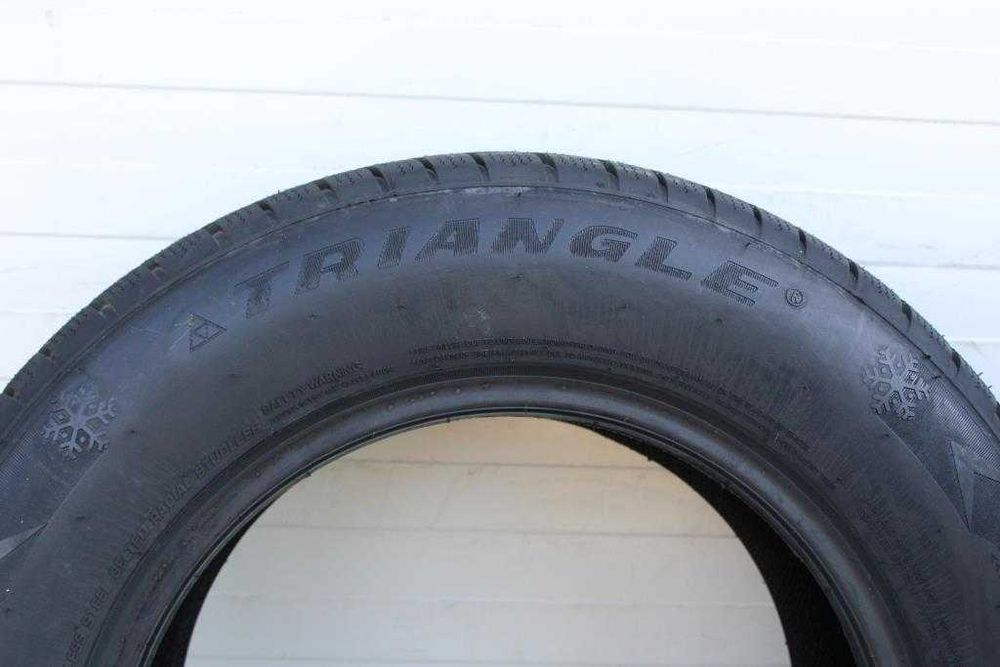Anvelope iarna noi 185/70R14 88T, Triangle