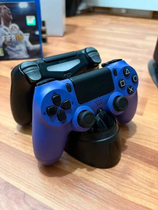 Pachet Complet Consolă PlayStation 4 Slim - 500GB + Accesorii