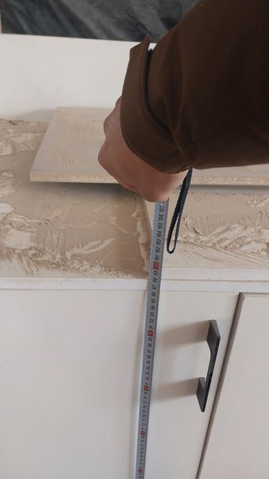 Стол с шкафчиками,универсальный.