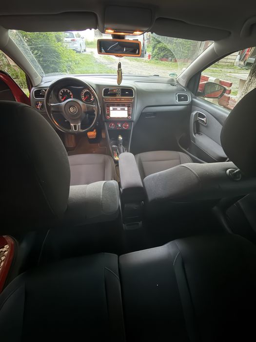 VOLKSWAGEN Polo 2010 — imagine 4