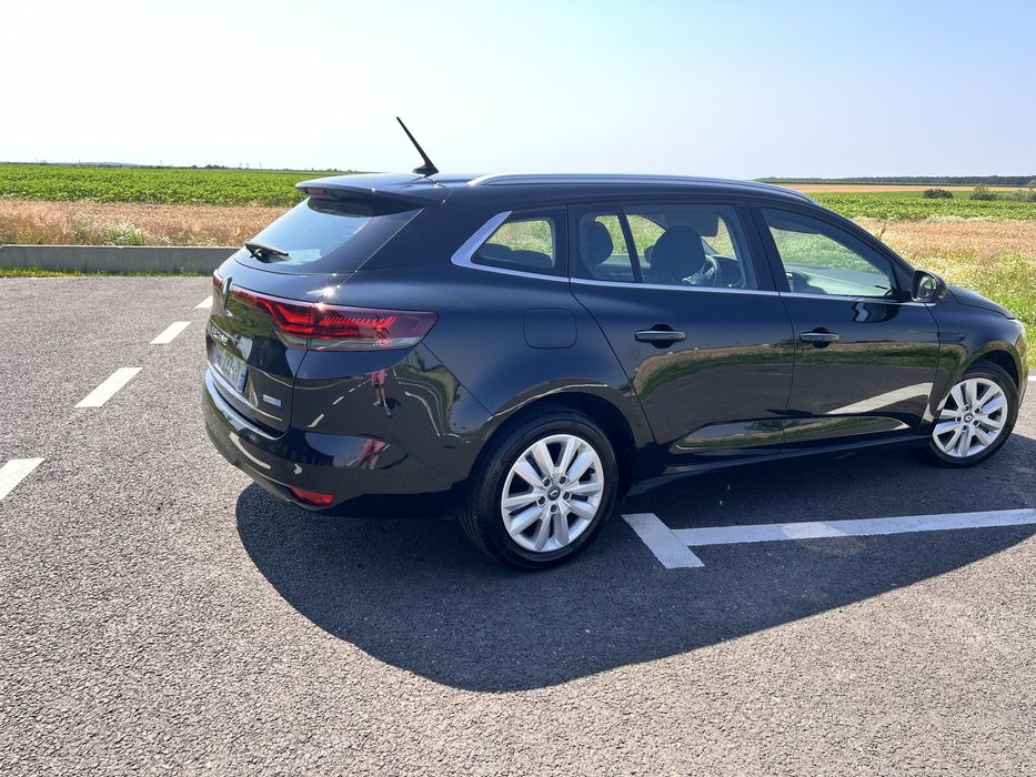 Renault Megane E-tech Hybrid 2022