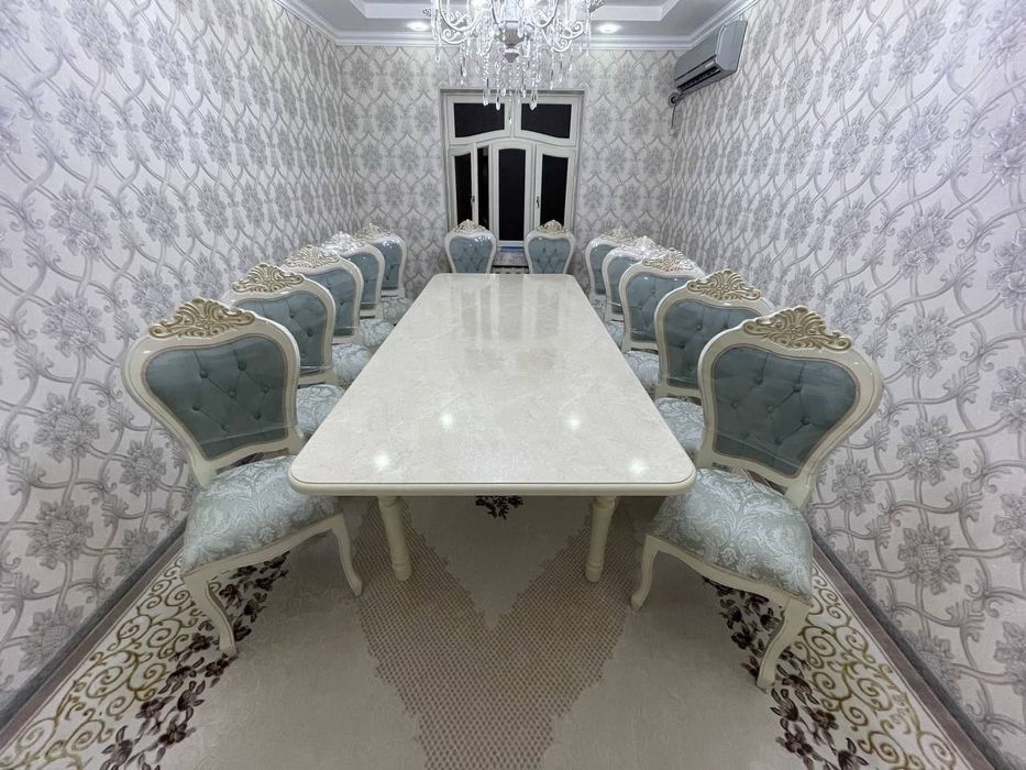 Stol стол гостинной