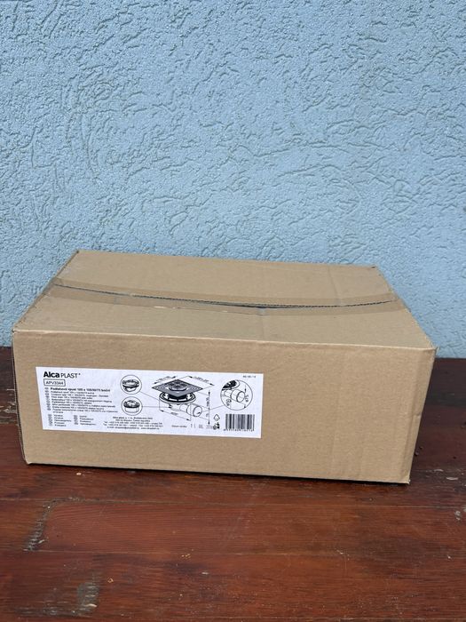 Sifon pardoseala Alca Plast APV3344 gratar inox 105x105 – Nou, in cutie