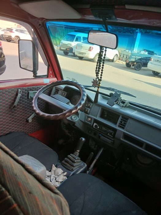 Дамас сотилади 1998