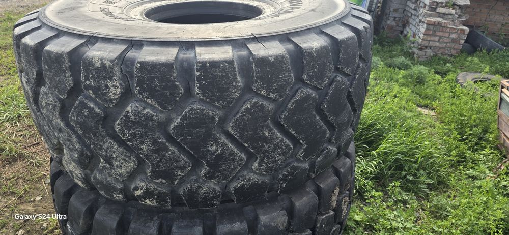 Продам шины бу размер 29.5 на 25