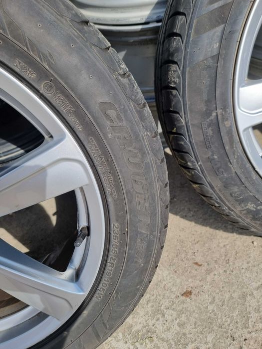 Doua anvelope Kumho Crugen 235 55 ZR19 Dot 0222 ci337