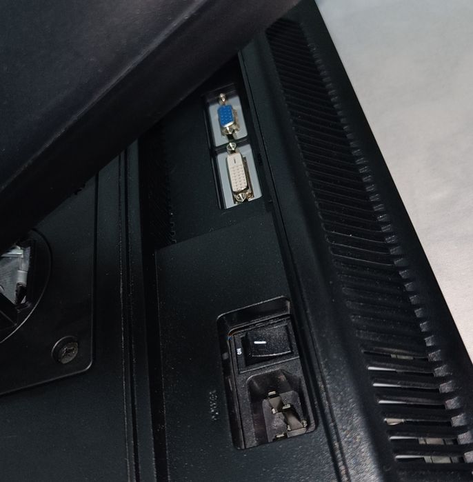 Мониторы хорошего качества б/у