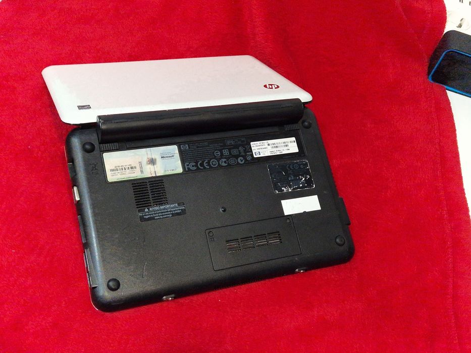 Mini laptop HP . Craiova • OLX.ro