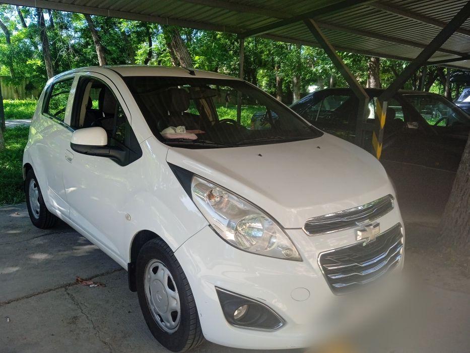 Spark avtomobil sotaman