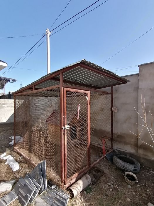 Продаётся Вольер