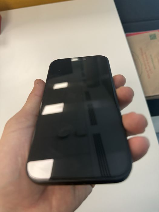 iPhone 15 128GB Black, stare impecabilă