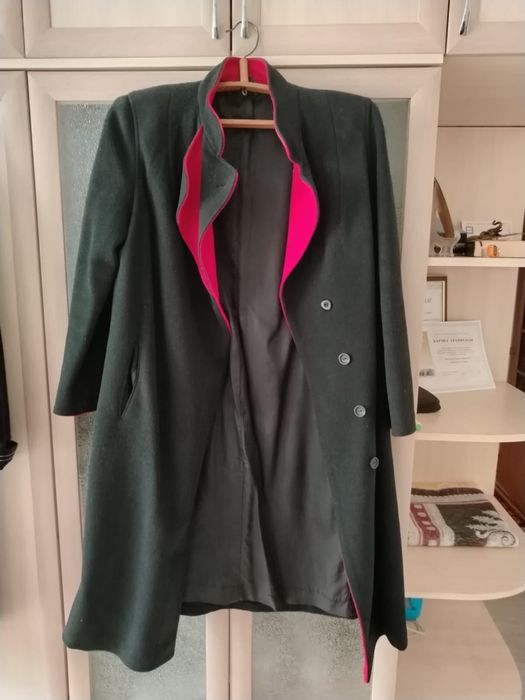 Продам женское пальто