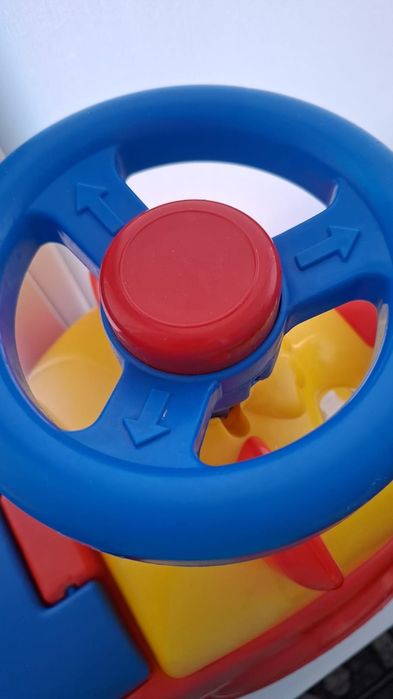 Продам толокар(машина)